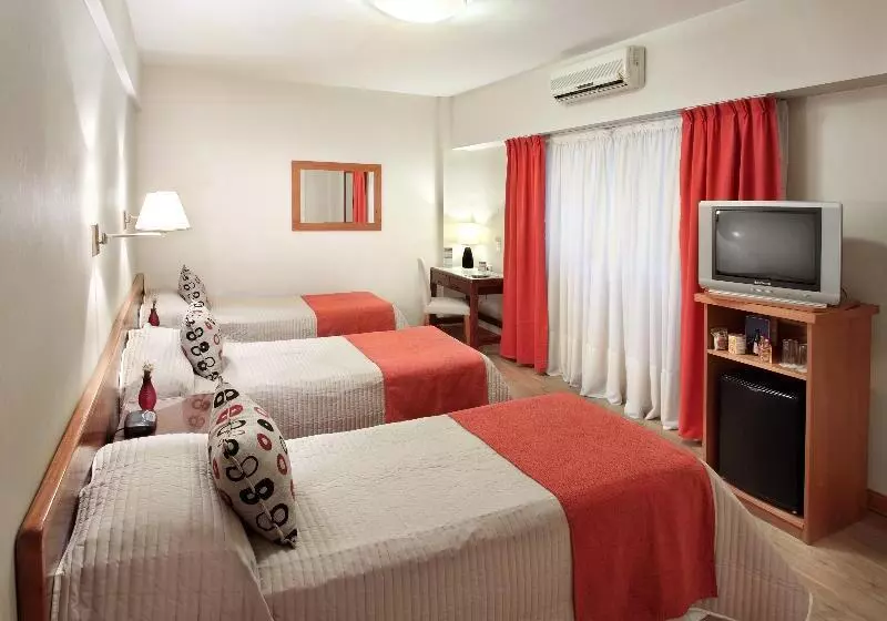 اتاق استاندارد سه نفره, Waldorf