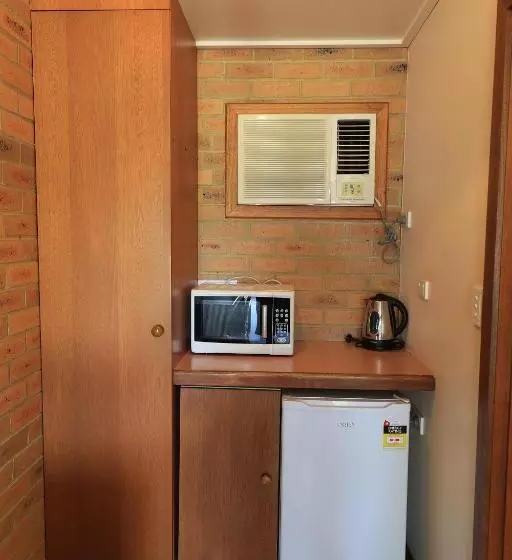 スタンダードルーム, Quays Motel San Remo