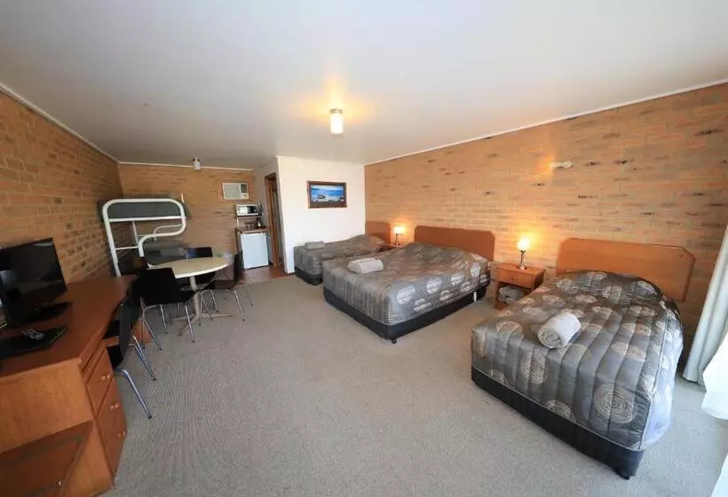 ファミリールーム, Quays Motel San Remo