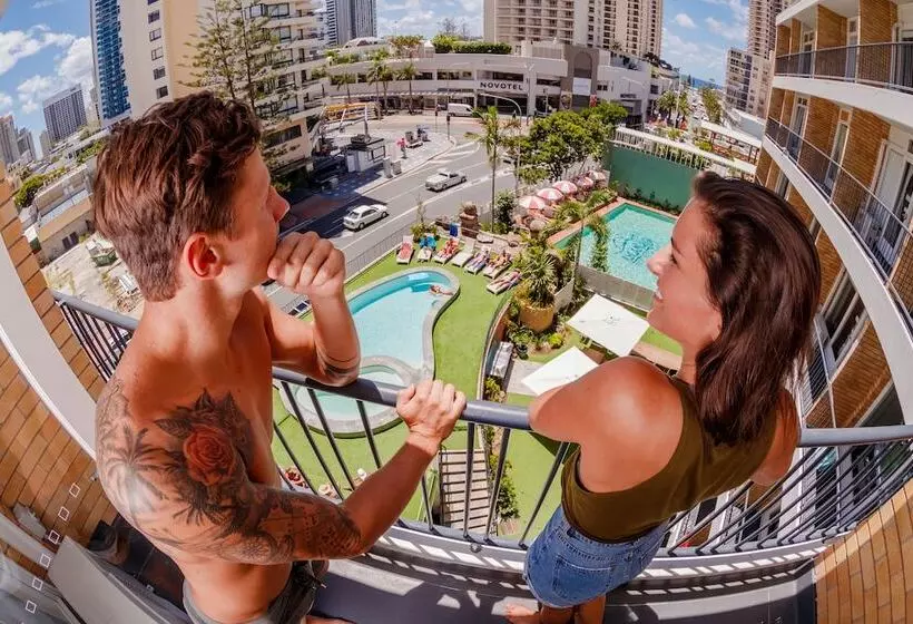 تختخواب در اتاق مشترک, Bunk Surfers Paradise International Backpacker Hostel