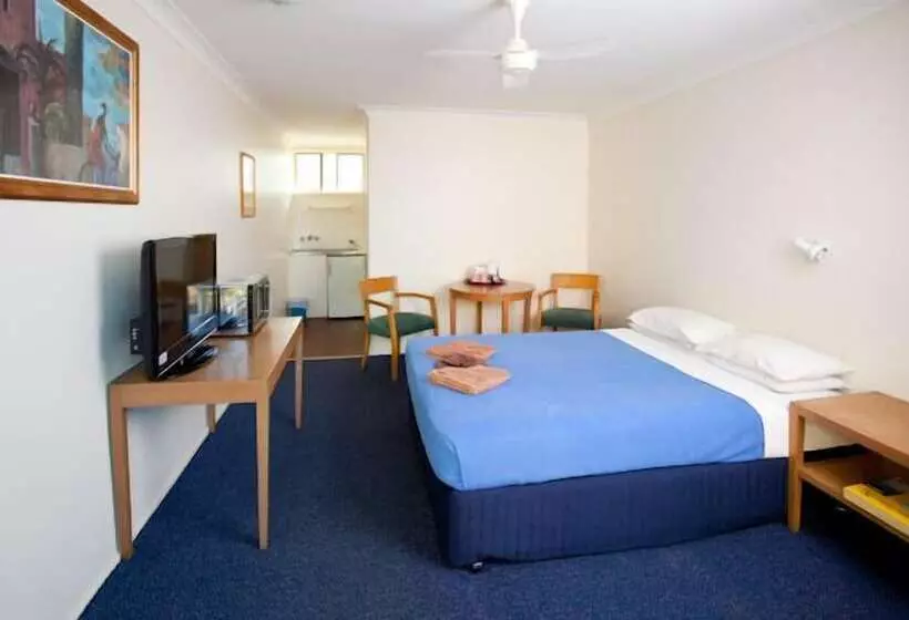 اتاق استاندارد یک نفره, Sundale Motel