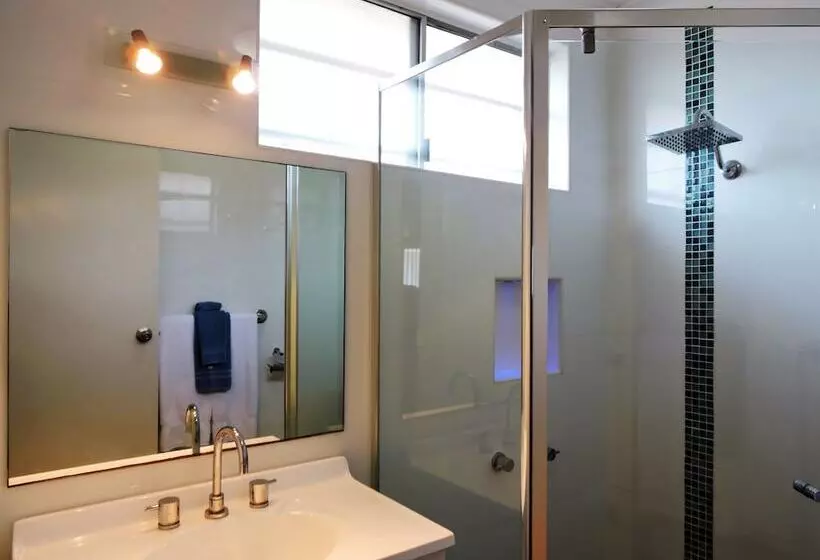 اتاق لوکس, Tweed Heads Vegas Motel