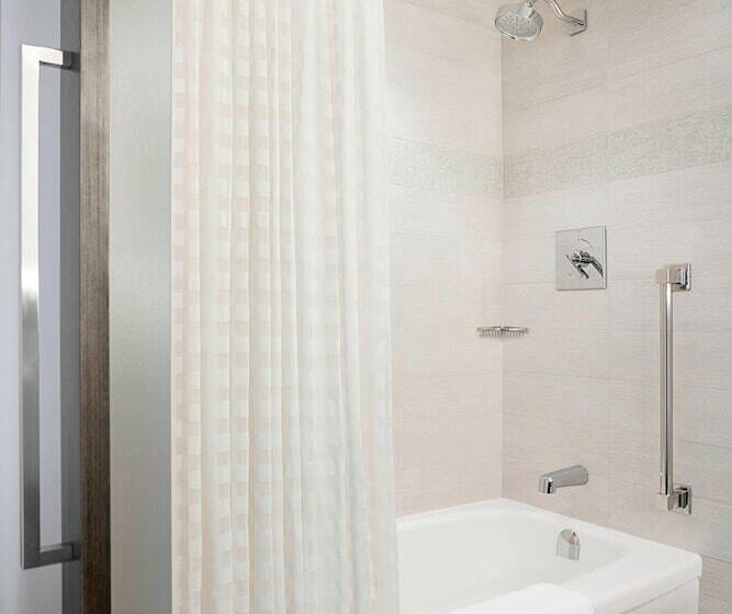 ２ダブルベッドのスタンダードルーム, Calgary Marriott Downtown