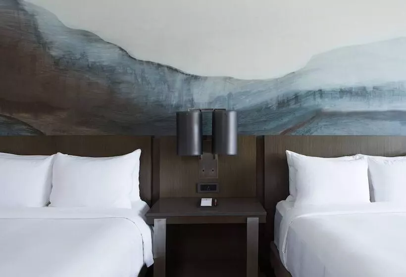 اتاق استاندارد با 2 تخت دوبل, Calgary Marriott Downtown