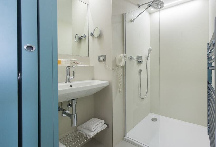 غرفة سوبيريور فردية, Continental