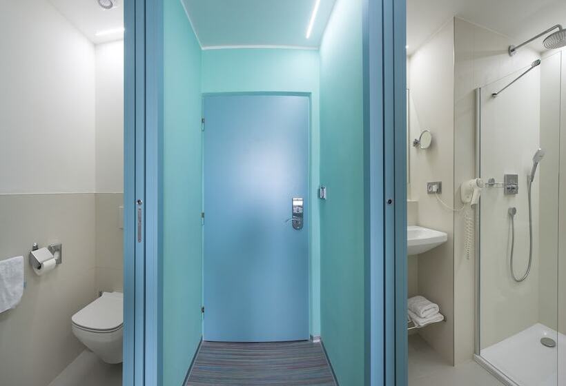 غرفة سوبيريور فردية, Continental