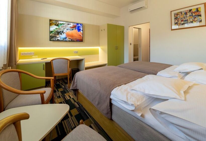 غرفة قياسية, Continental