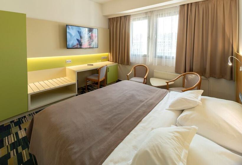 غرفة قياسية, Continental