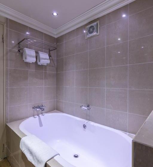 주니어 스위트, Cresta President