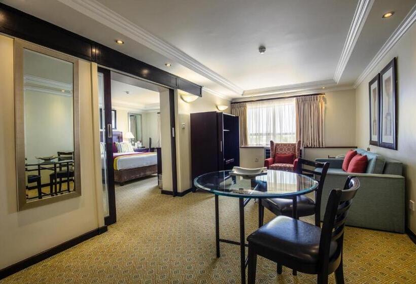 주니어 스위트, Cresta President