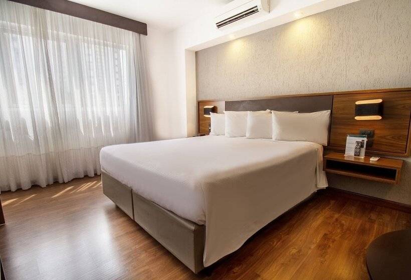 غرفة ديلوكس, Deville Curitiba Batel