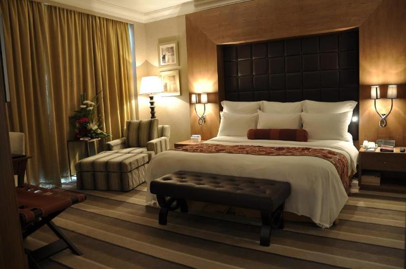 سوییت لوکس, Gulf Hotel Bahrain