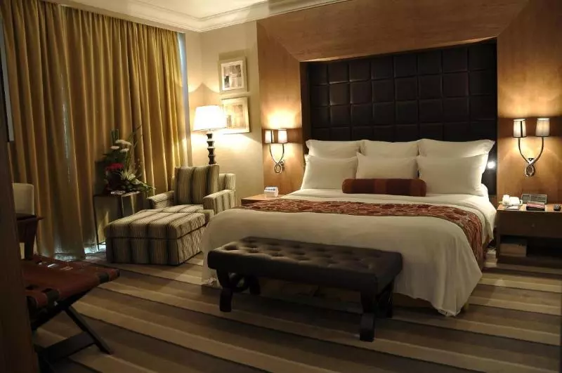 سوییت لوکس, Gulf Hotel Bahrain