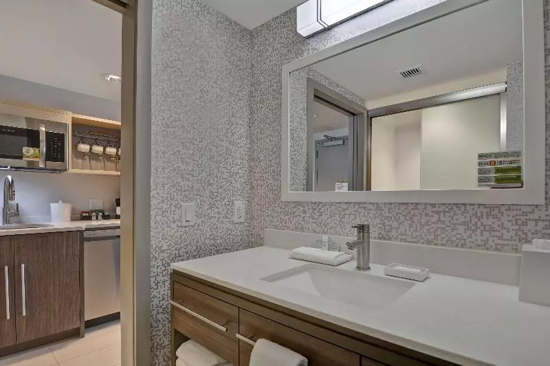 آپارتمان 2 خوابه, Gulf Hotel Bahrain