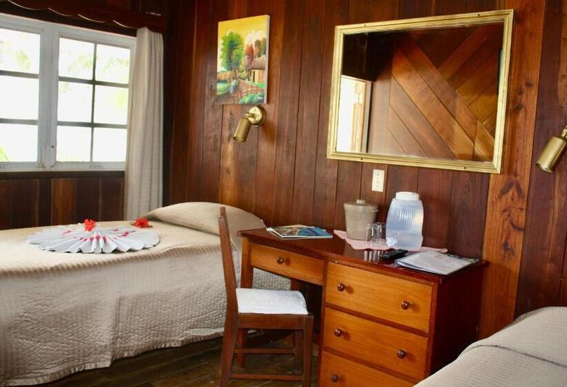 غرفة ديلوكس مطلّة علي البحر, Holiday