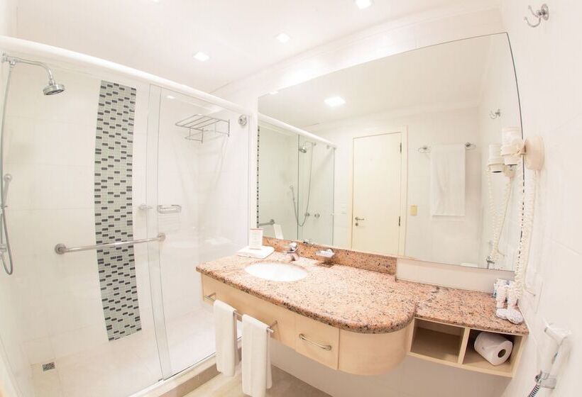 סטודיו דלוקס, Jurerê Beach Village Oficial