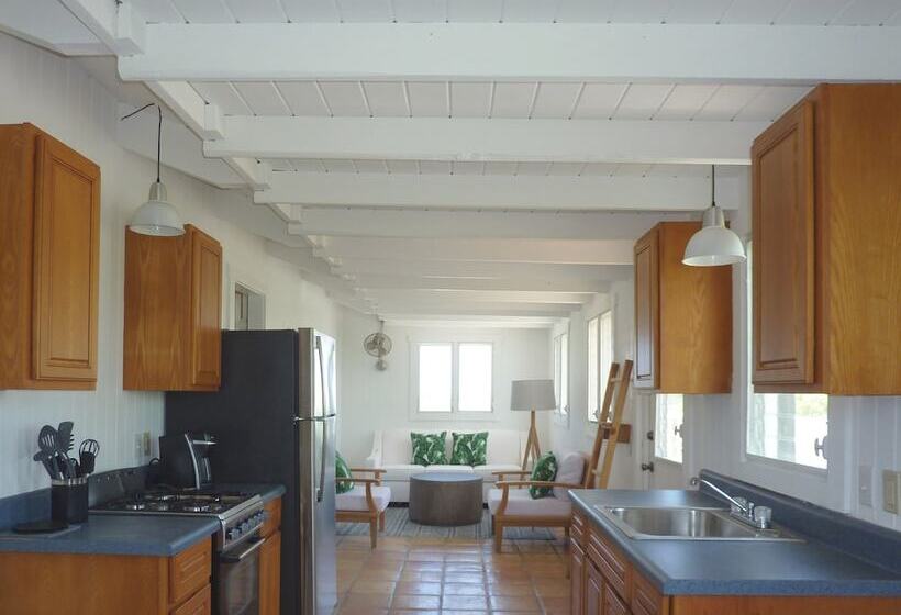 خانه 2 خوابه, Peace And Plenty Resort