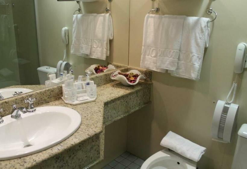 חדר דלוקס לארבעה, Rio Aeroporto Hotel Galeão