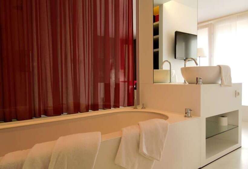 Люкс Повышенной Комфортности, Parkhotel Roeselare
