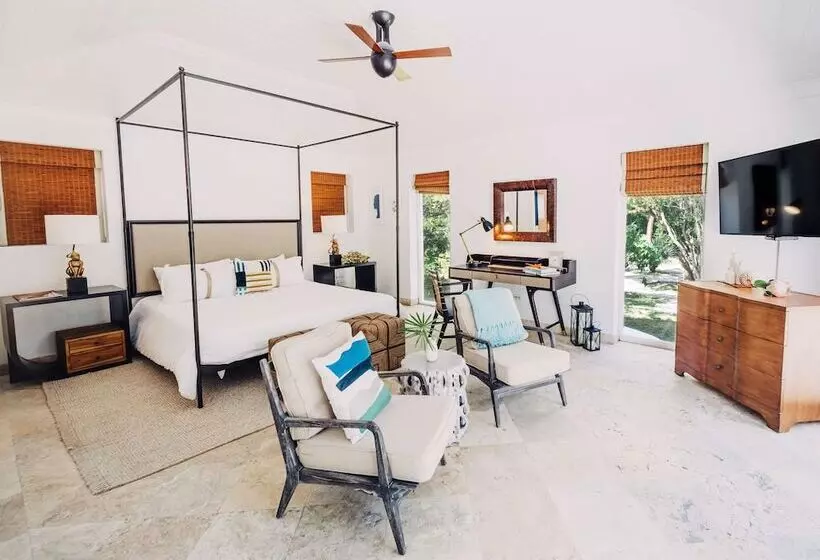 خانه 1 خوابه, Pink Sands Resort