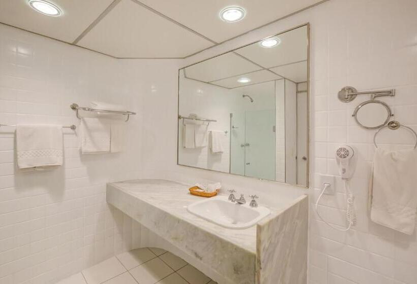 חדר דלוקס לארבעה, Rio Aeroporto Hotel Galeão