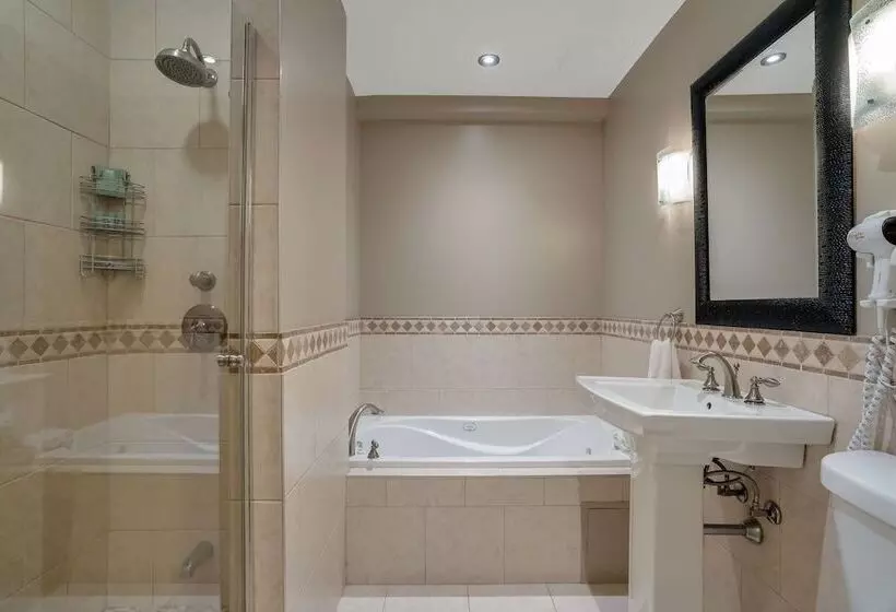 سوییت, Best Western Ville Marie Hotel & Suites