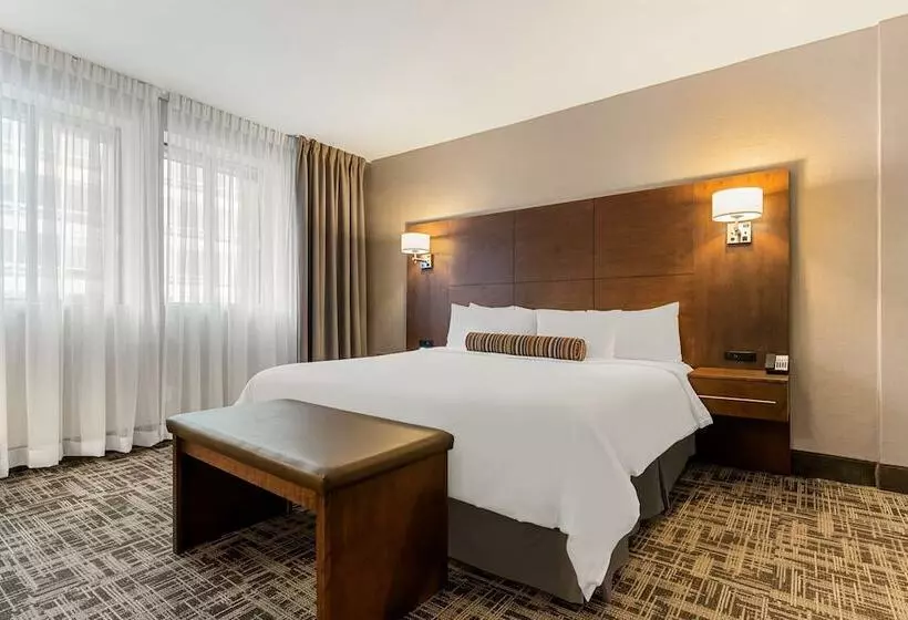 سوییت, Best Western Ville Marie Hotel & Suites