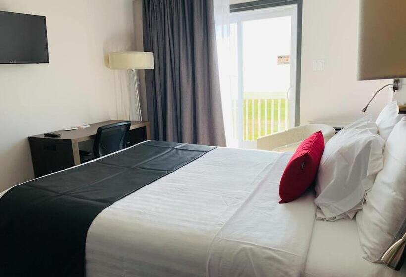 غرفة قياسية, Château Madelinot