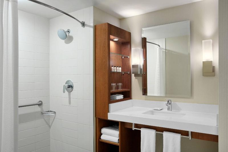 غرفة قياسية, Delta Hotels By Marriott London Armouries