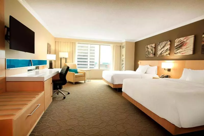 اتاق پرمیوم, Delta Hotels By Marriott London Armouries