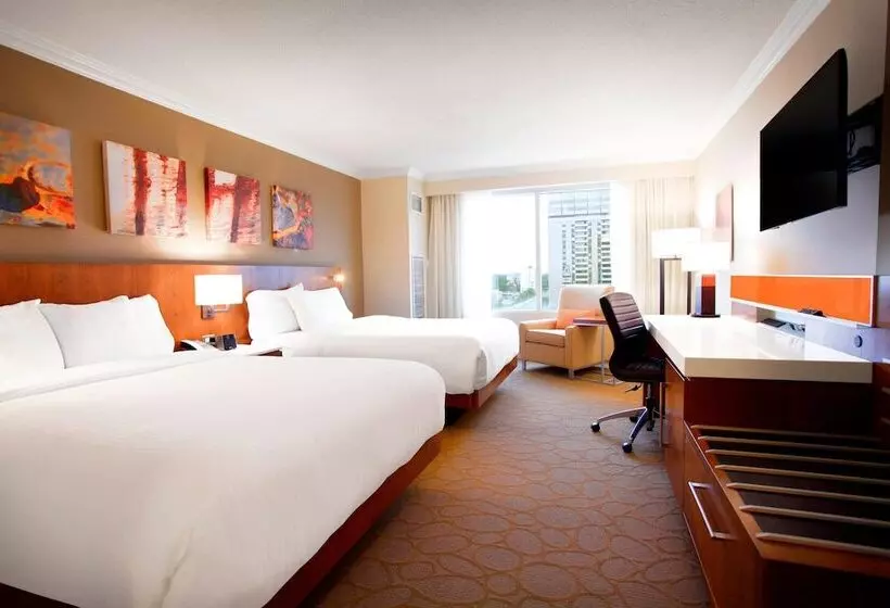 اتاق استاندارد با 2 تخت دوبل, Delta Hotels By Marriott London Armouries