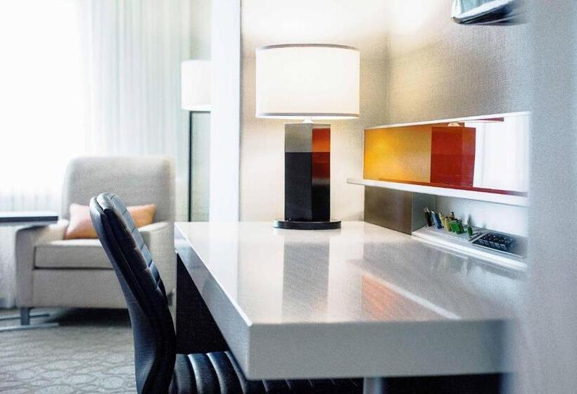 اتاق استاندارد, Delta Hotels By Marriott Quebec
