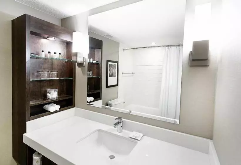 ２ダブルベッドのスタンダードルーム, Delta Hotels By Marriott Quebec