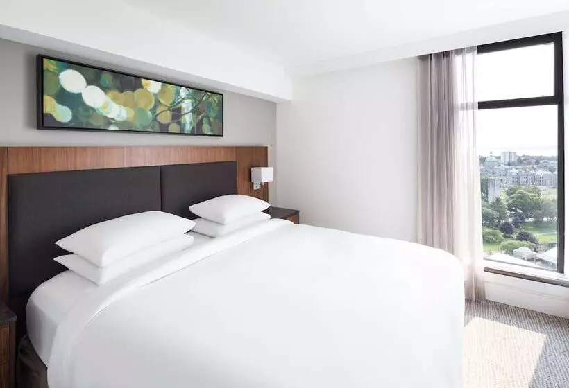 اتاق استاندارد با تخت بزرگ, Doubletree By Hilton Hotel & Suites Victoria