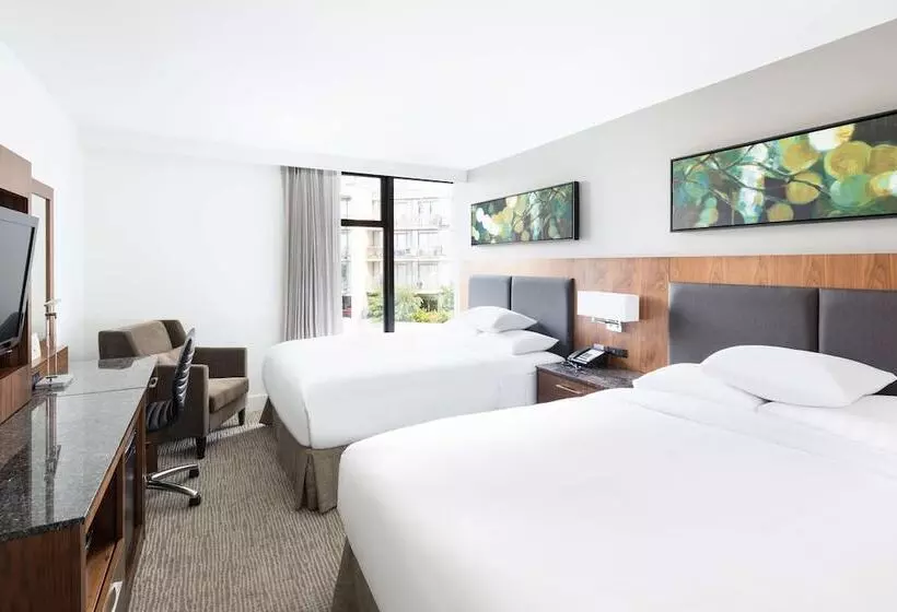 اتاق استاندارد با 2 تخت دوبل, Doubletree By Hilton Hotel & Suites Victoria