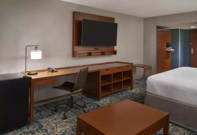 اتاق کلاسیک با تخت دونفره, Four Points By Sheraton Hotel & Conference Centre Gatineau Ottawa