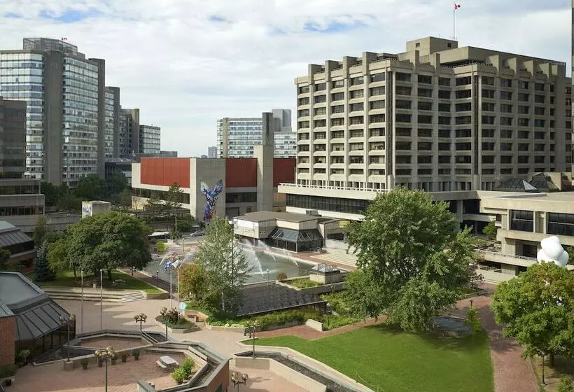 اتاق لوکس, Four Points By Sheraton Hotel & Conference Centre Gatineau Ottawa