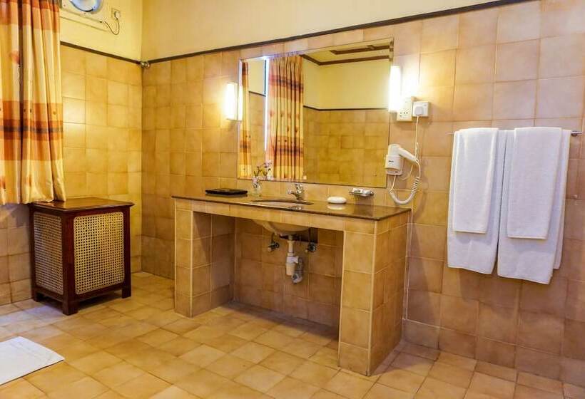 Номер Deluxe, Grand Oriental