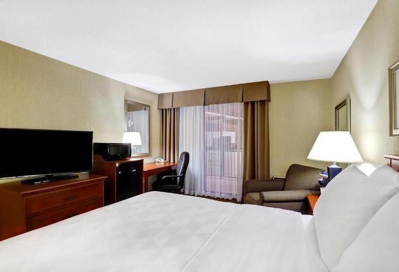 프리미엄 룸, Holiday Inn Laval Montreal, An Ihg