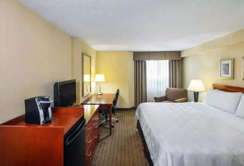 プレミアムルーム, Holiday Inn Laval Montreal, An Ihg