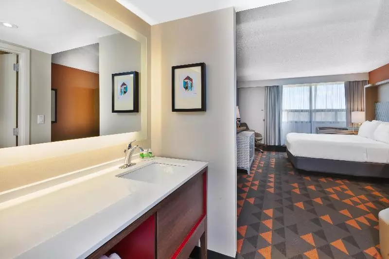 اتاق استاندارد, Holiday Inn St Johns, An Ihg