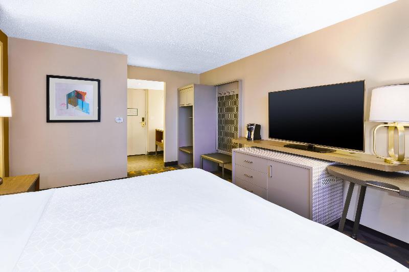 キングサイズベッドのスタンダードルーム, Holiday Inn St Johns, An Ihg