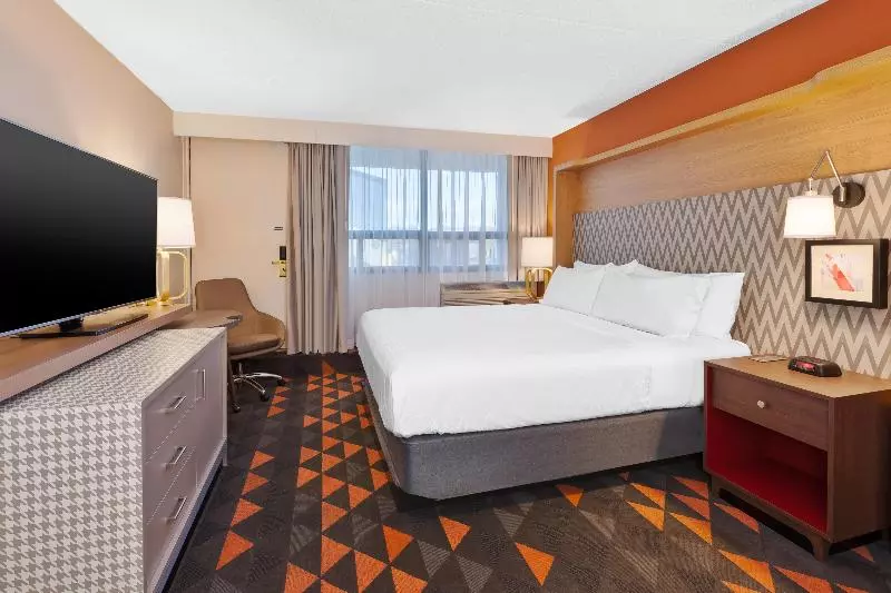 اتاق استاندارد با تخت بزرگ, Holiday Inn St Johns, An Ihg