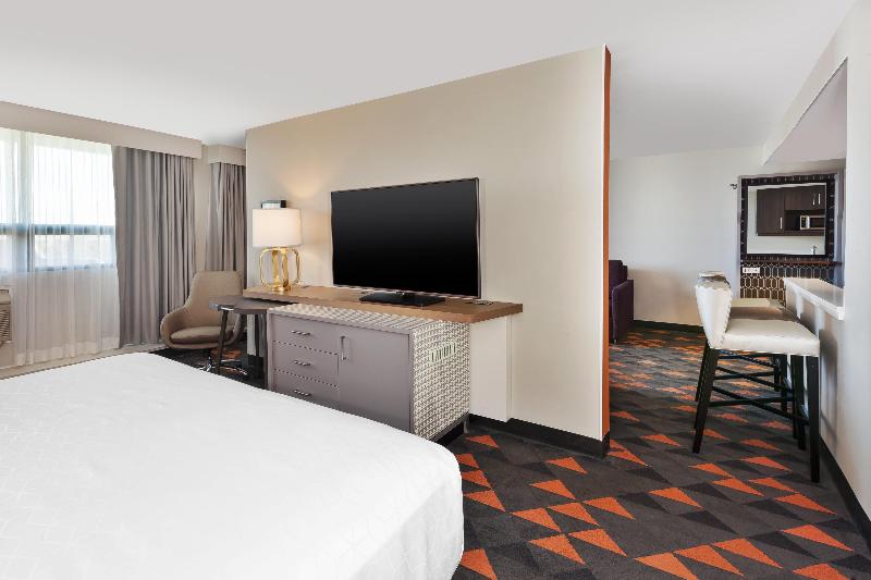 キングサイズベッドのスイートルーム, Holiday Inn St Johns, An Ihg