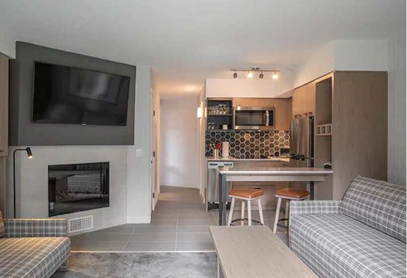 דירת חדר, Lake Louise Inn