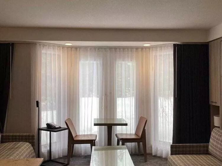 １ベッドルームアパートメント, Lake Louise Inn