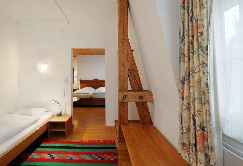 Номер Стандарт Трехместный, National Bern