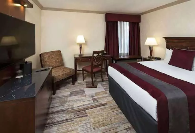 اتاق استاندارد, Royal Canadian Lodge