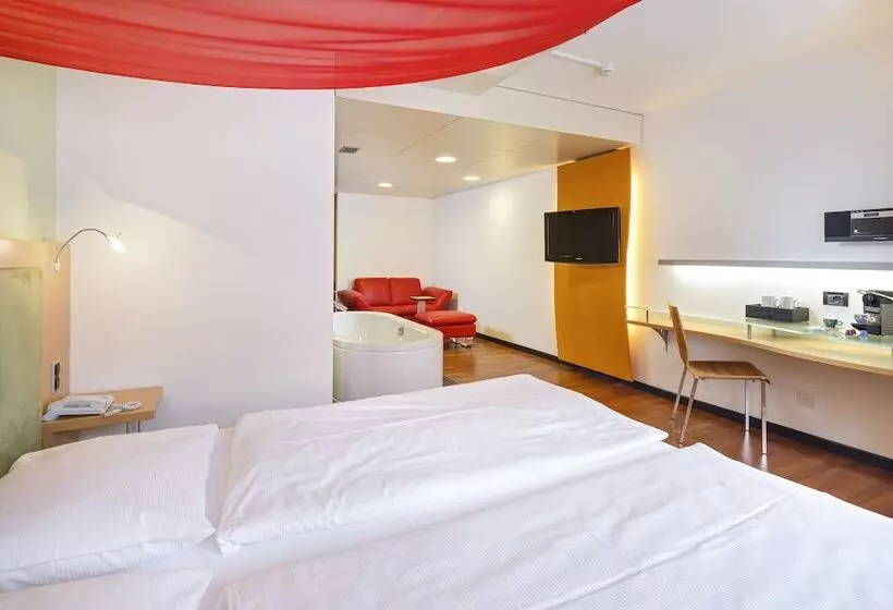 デラックスルーム, Ramada By Wyndham Baden Hotel Du Parc