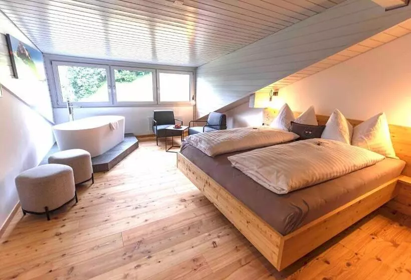 Suite Junior, Tödiblick